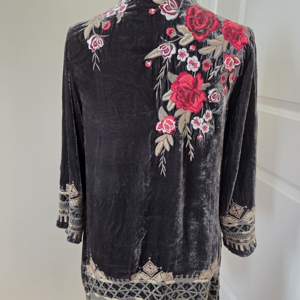 Johnny Was Black Velvet Embroidered Floral Open Blazer with Red Roses - Picture 4 of 9